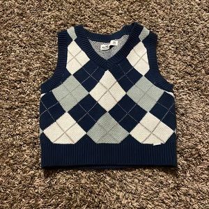 Never worn XS blue and white sweater vest